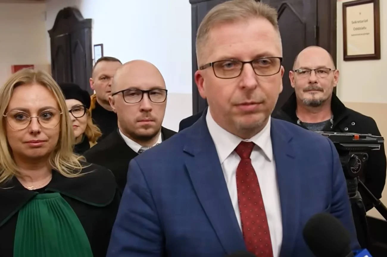 Burmistrz Szprotawy Mirosław Gąsik na własnej skórze odczuł akcję CBA. W areszcie spędził 9 miesięcy. Właśnie został uniewinniony.