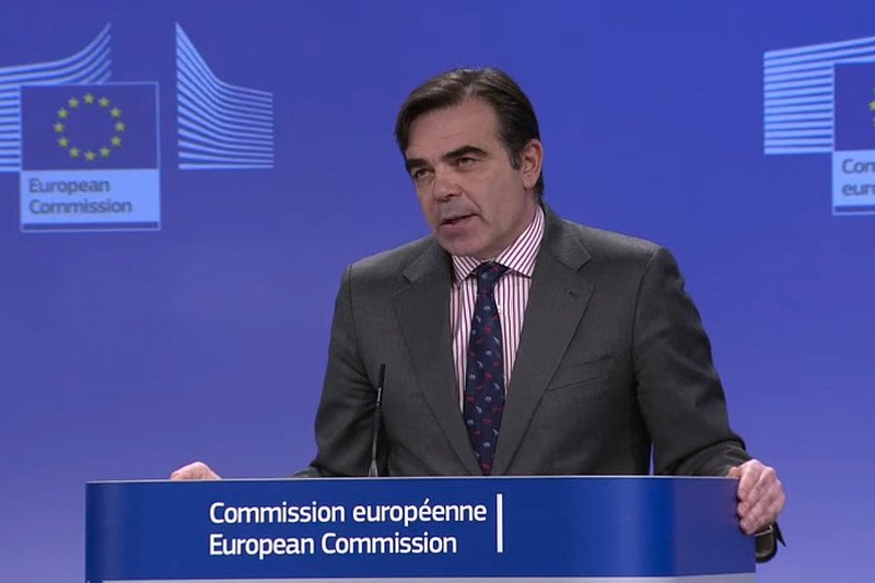 "Nigdy nie używaliśmy słowa ultimatum". Rzecznik KE przerywa nerwowe oczekiwanie na opinię na temat Polski