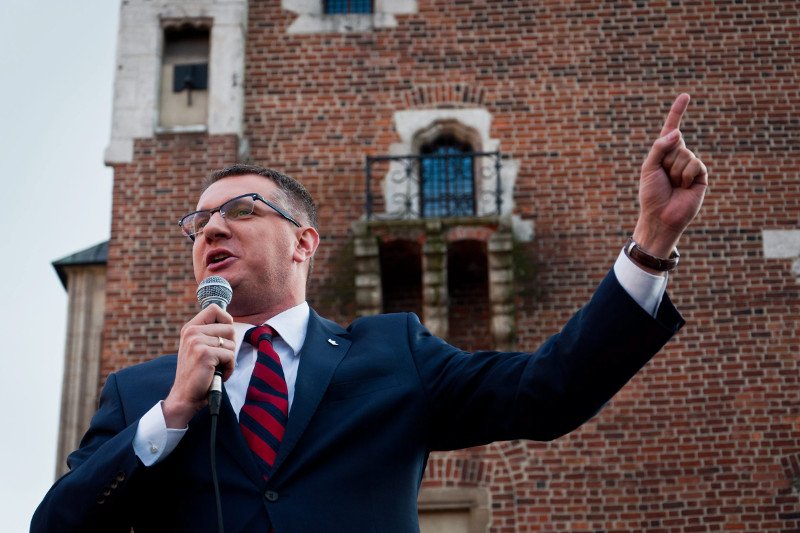 Wipler kpi z demonstracji KOD.