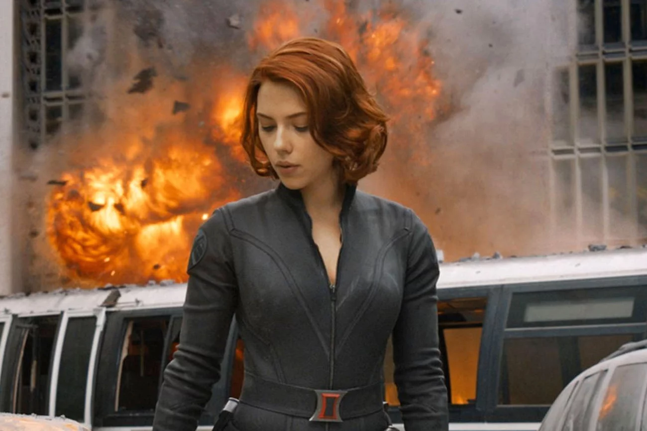 Scarlett Johansson w filmie "Avengers".