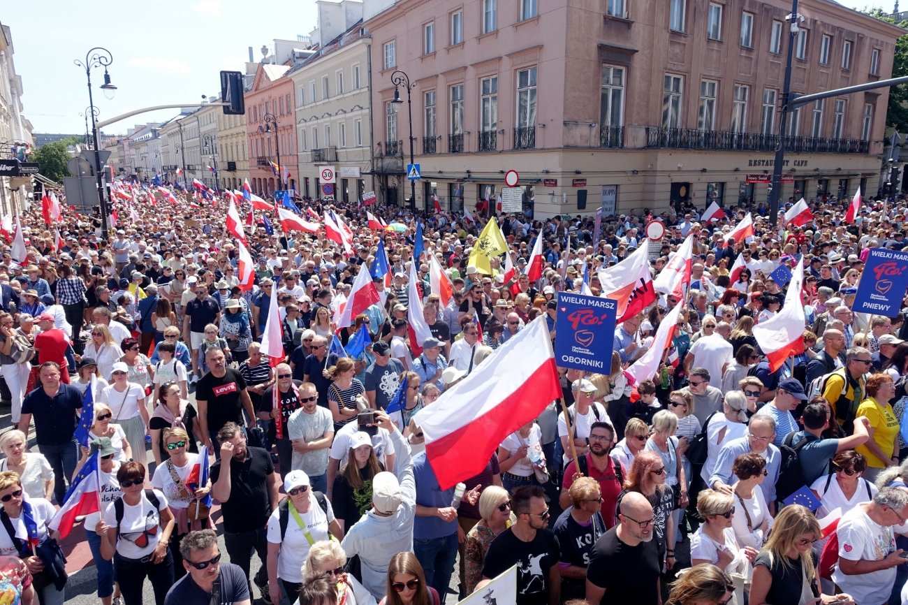 Marsz 4 czerwca w Warszawie.