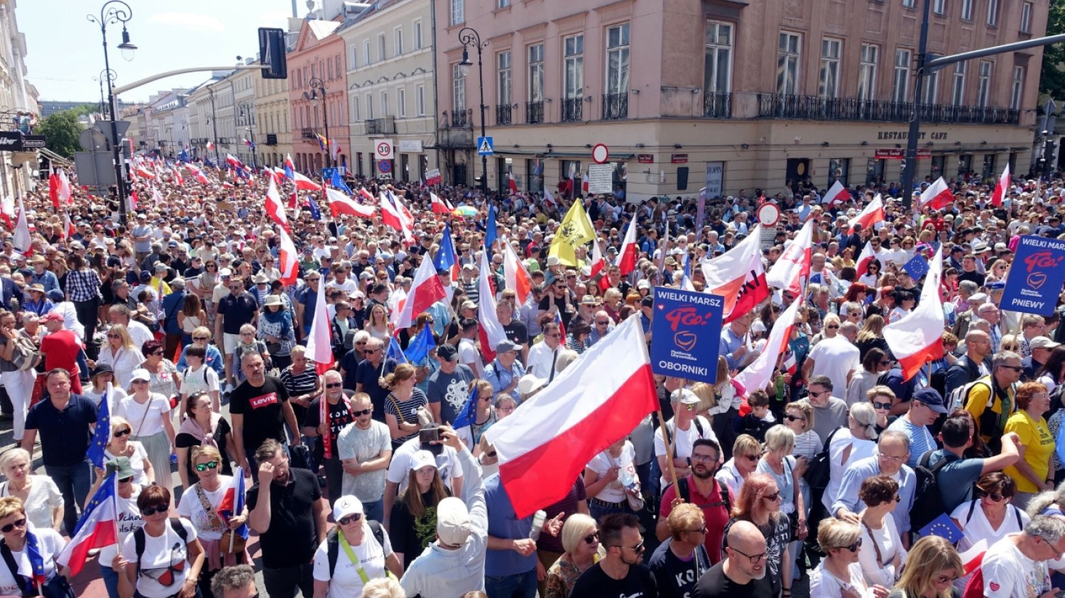 Marsz 4 czerwca w Warszawie.