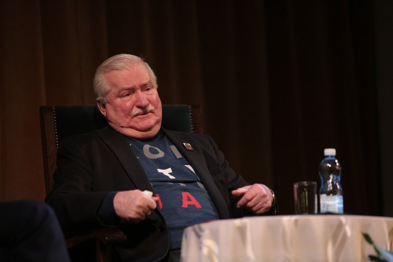 Dziwne wizje Lecha Wałęsy na temat przyszłości Ziemi.