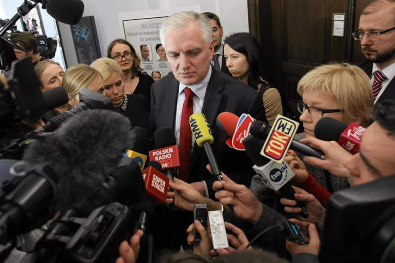 Projekt reformy sądów Jarosława Gowina spotyka się z ostrą krytyką.