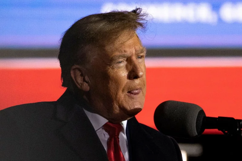 Donald Trump wzywa Putina do ujawnienia informacji obciążających syna Joe Bidena