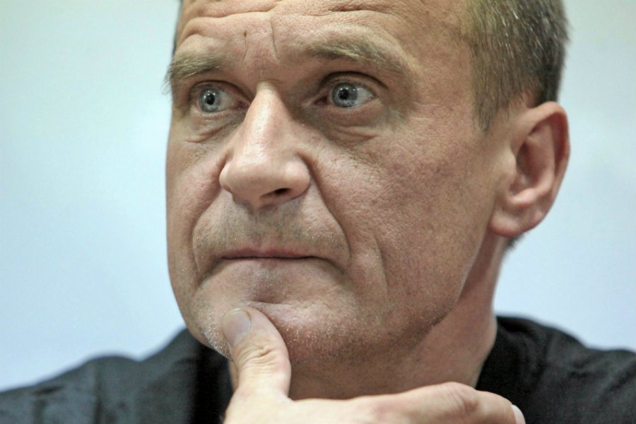 Paweł Kukiz słowem "żenada" skomentował antysemickie hasło "Zdejmij jarmułkę, podpisz ustawę!". Jak powiedział, narodowców już w partii Kukiz'15 nie ma.