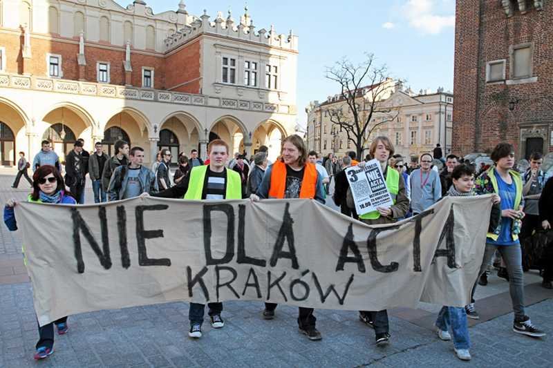 Podczas prac nad ACTA internauci byli znacznie bardziej aktywni niż przy pracach nad rozporządzeniem mającym im pomóc w ochronie prywatności.