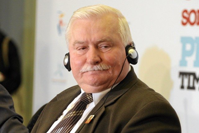 Lech Wałęsa uważa, że świat potrzebuje "laickich 10 przykazań"