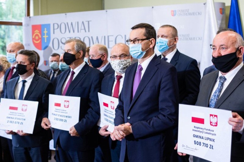 "Rządowy Fundusz Inwestycji Lokalnych przyspieszy procesy modernizacyjne i rozwojowe, pozwalając zrealizować projekty ważne dla lokalnej społeczności" – zapowiadał Mateusz Morawiecki.