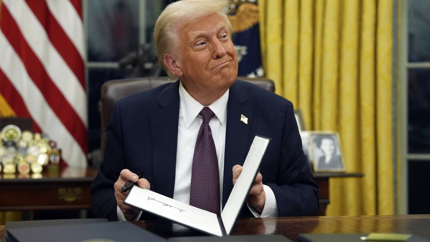Aż trudno uwierzyć, że Trump to zrobił. USA wycofują się z WHO USA opuszczają WHO. Donald Trump podpisał decyzję