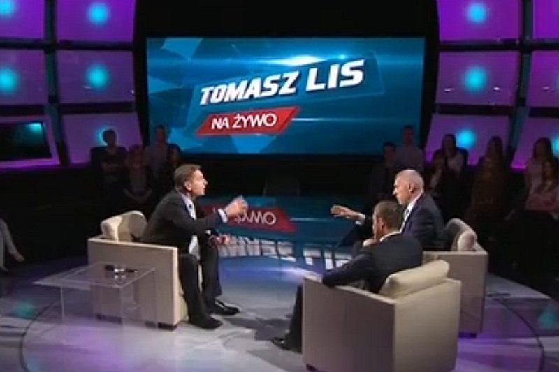 gruntowne zmiany zapowiadające się na polskiej sceniep olitycznej były tematem poniedziałkowego programu "Tomasz Lis na żywo" na antenie TVP 2.