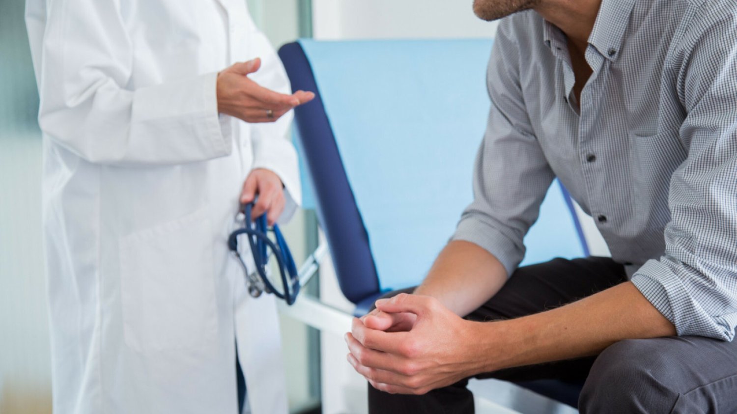Czynnik męski jest przyczyną niepłodności u ponad 40 proc. par, a u kolejnych 20 proc. występuje jednocześnie z czynnikiem żeńskim. Jednak diagnostyka mężczyzn, w tym badanie nasienia, to temat niedoceniany.