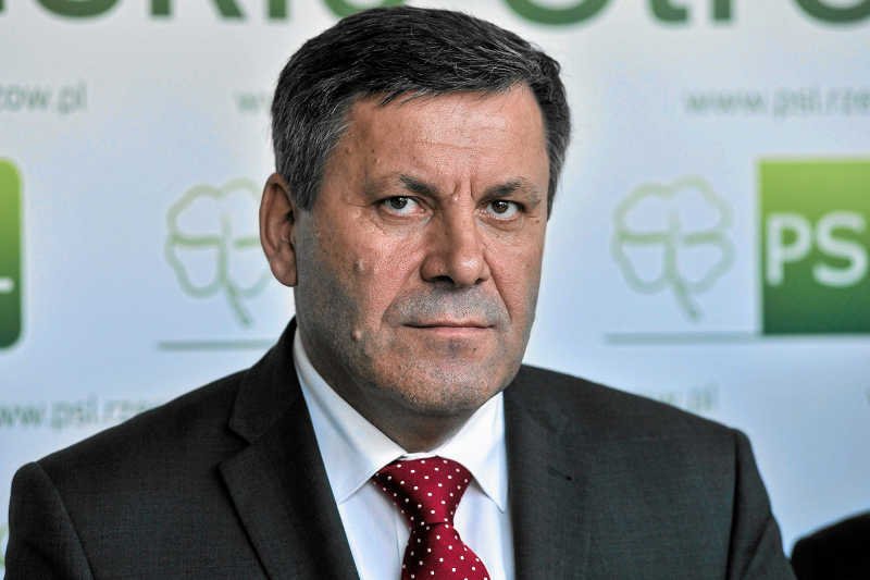 Wicepremier Piechociński chce likwidacji trzech resortów