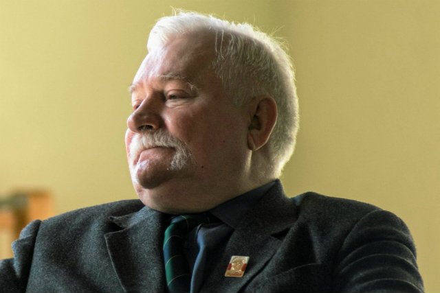 W samochodzie Bor, którym jechał Lech Wałęsa, doszło do kolizji.