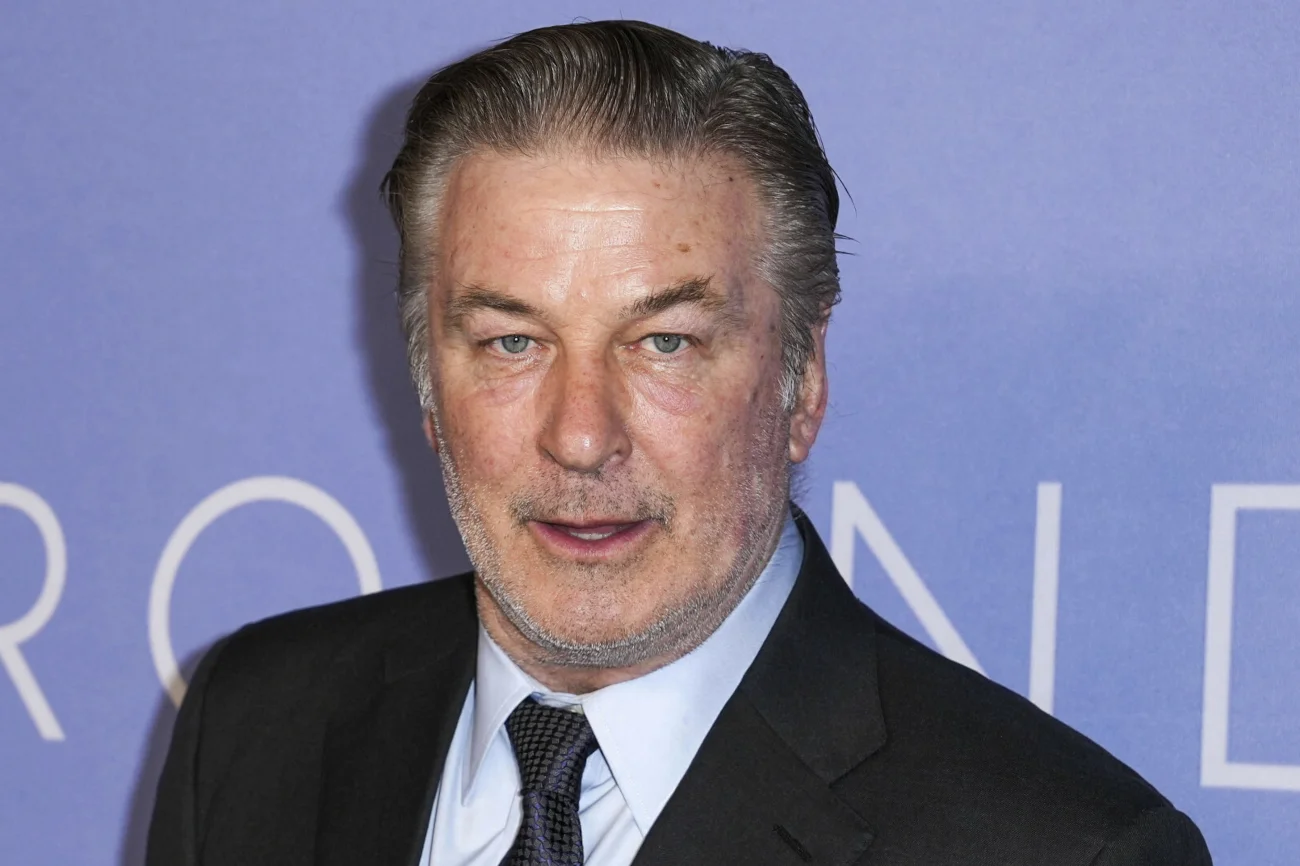 Alec Baldwin nie przyznaje się do nieumyślnego spowodowania śmierci Halyny Hutchins.