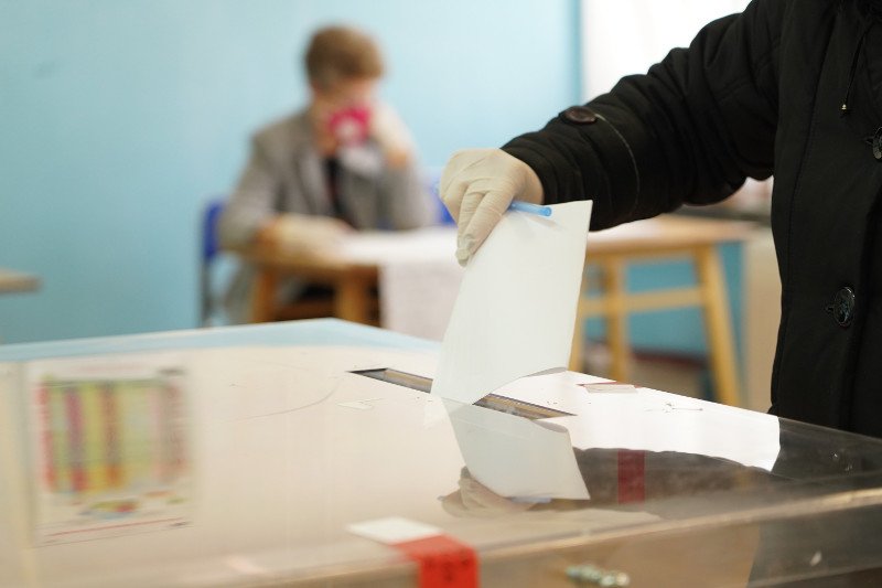 Pierwsza tura wyborów uzupełniających na wójta gminy Zgierz zakończyła się porażką kandydatki popieranej przez powiatowe PiS.