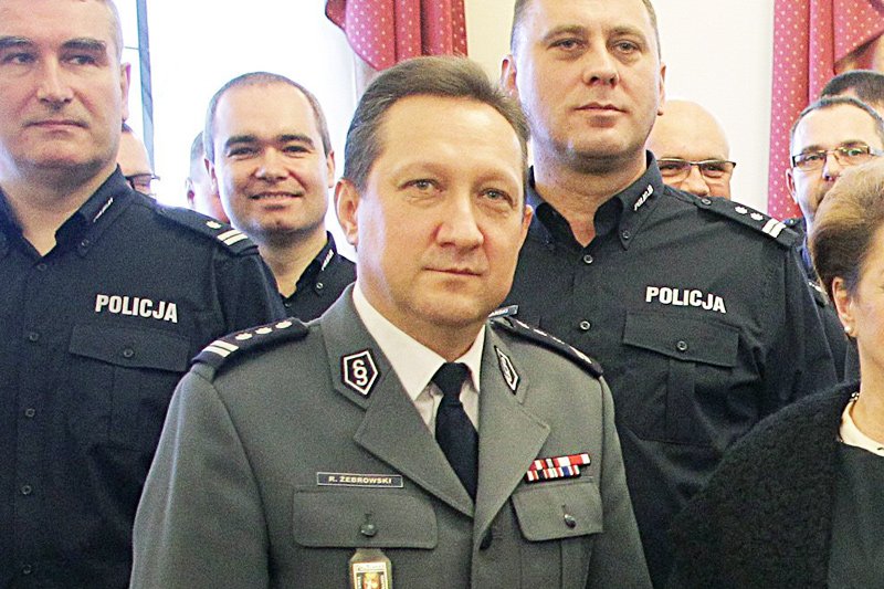 Insp. Robert Żebrowski ma stracić stanowisko komendanta stołecznego policji. Będzie to już trzecia zmiana szefa KSP w za rządów PiS.