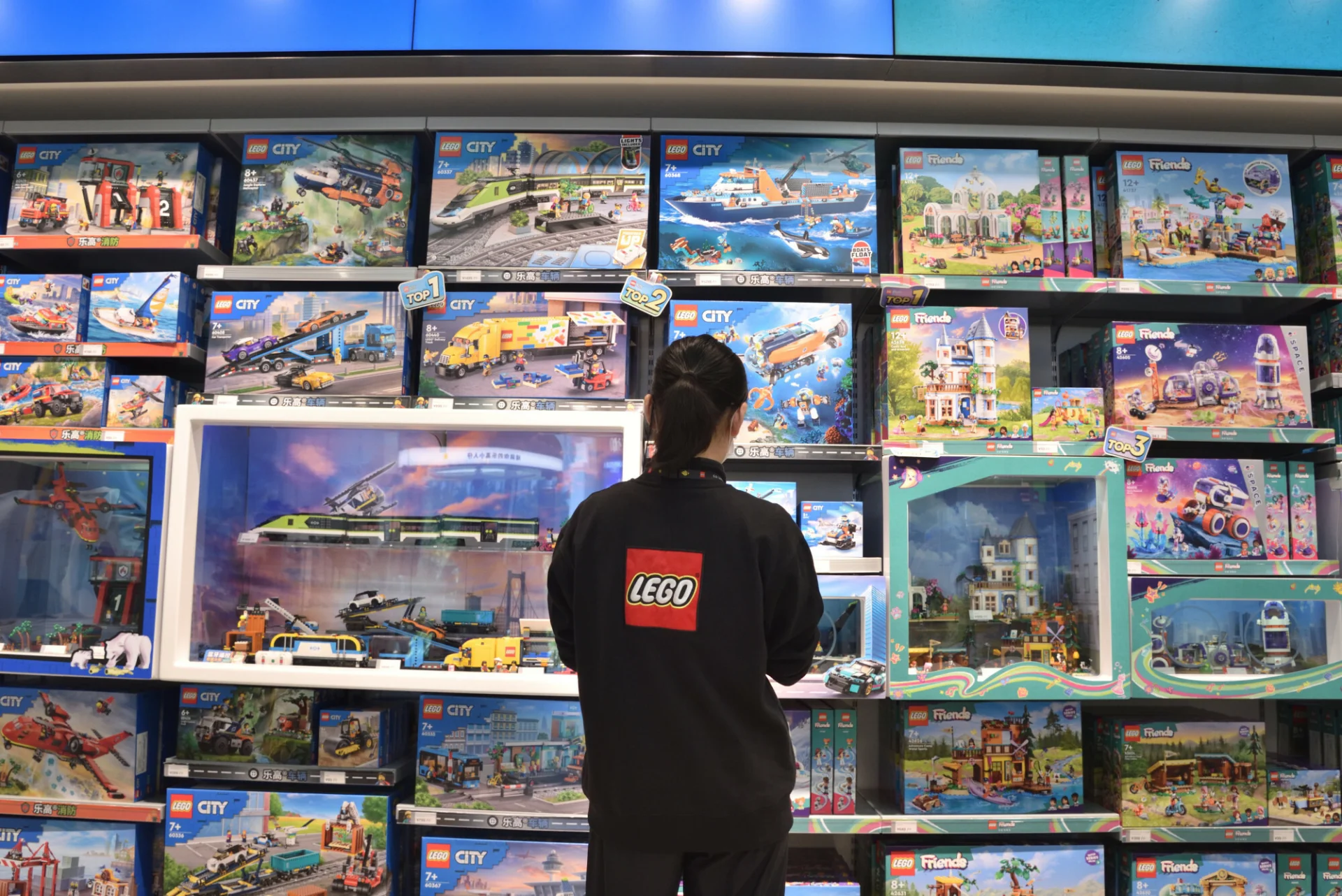 Teraz zestawy klocków LEGO kupisz w Empiku do 40 proc. taniej. Teraz zestawy klocków LEGO kupisz w Empiku do 40 proc. taniej.