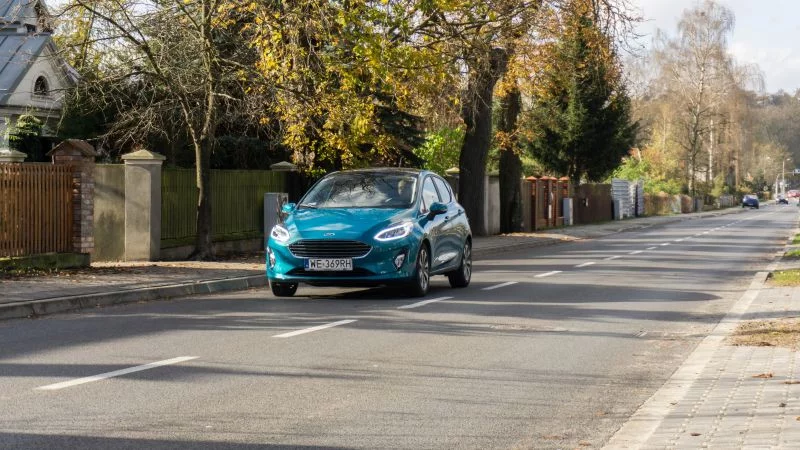Ford Fiesta - auto do miasta z pazurem do jazdy w trasie.