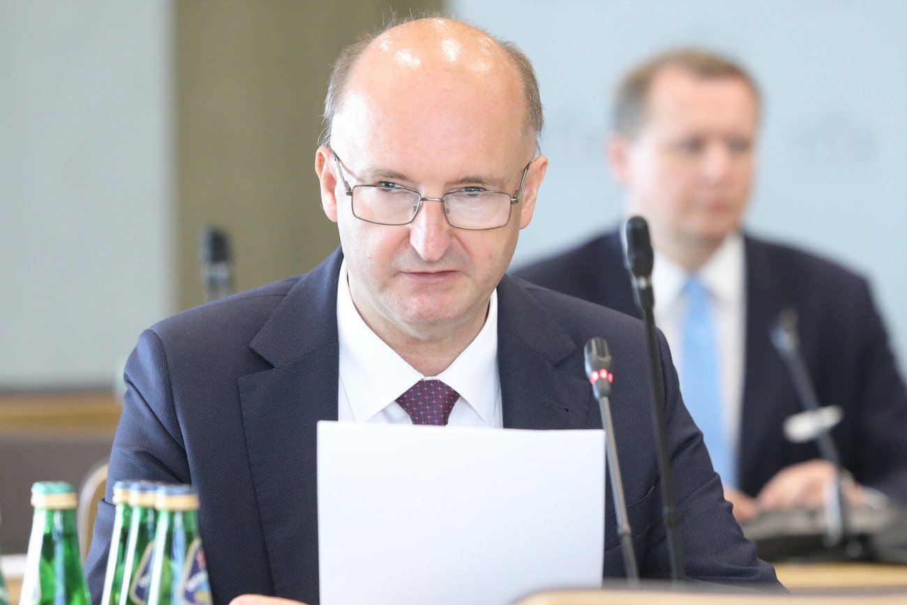 Wraca sprawa ustawy covidowej i "wrzutki" Piotra Wawrzyka.