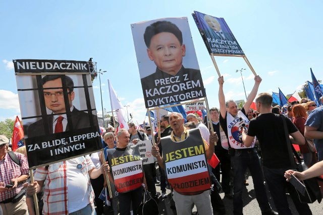 Język sporu coraz bardziej się radykalizuje