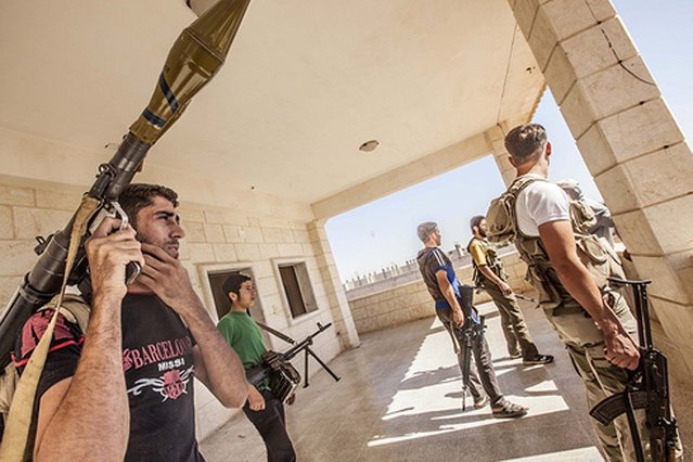 Amerykanie pomagają Kurdom w Kobane. Zrzuty broni, amunicji i lekarstw dla walczących z islamistami