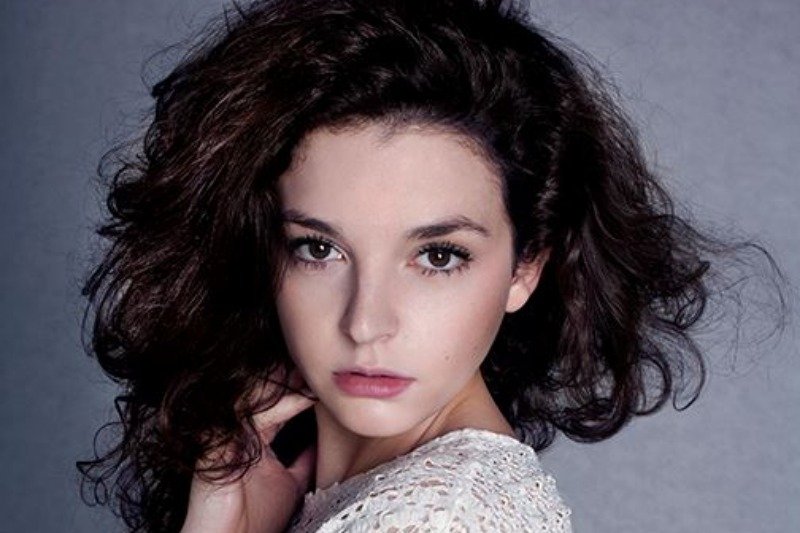 Maria Dębska zagra Kalinę Jędrusik w filmie "Jesienna dziewczyna"