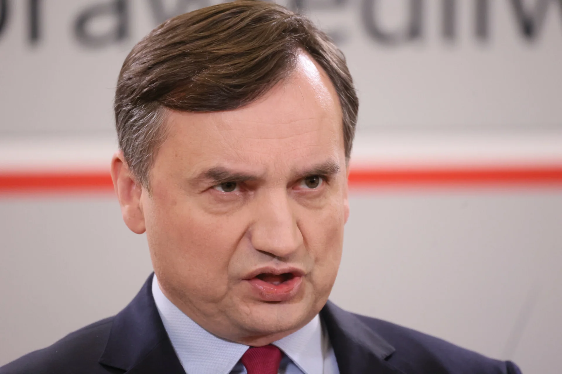 Afera toaletowa w prokuraturze. Ziobro wkracza do akcji.