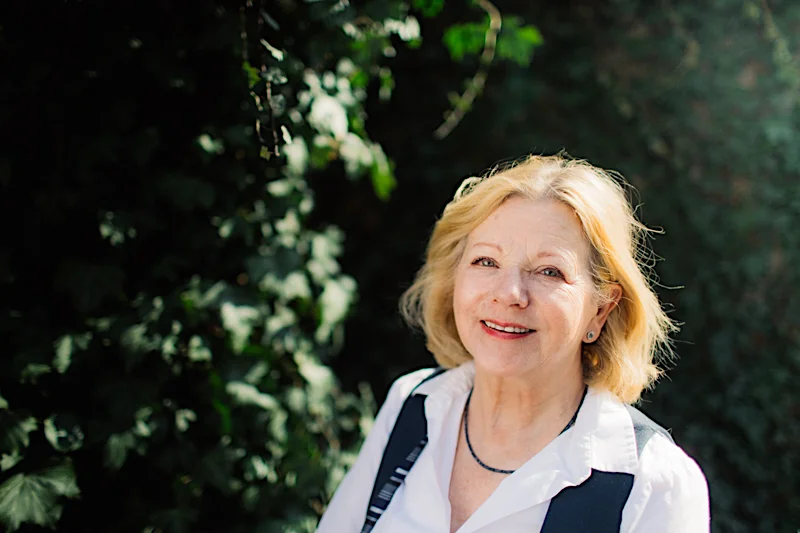 Barbara Stuhrw książce "Basia. Szczęśliwą się bywa" opowiedziała o swoim życiu