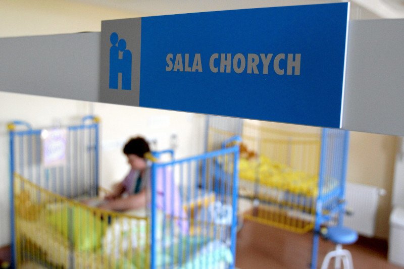 Szczepienie przeciwko rotawirusom powinno być w kalendarzu szczepień obowiązkowych.