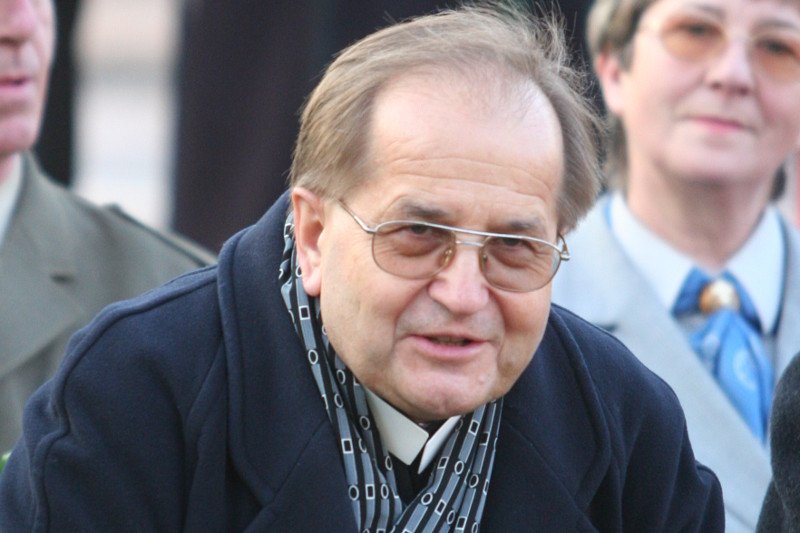 "To będzie zapisane w Niebie". O. Tadeusz Rydzyk prosi o pieniądze, by "uczynić wielkie rzeczy".