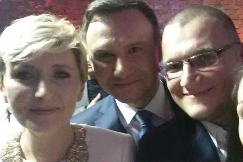 Paweł Szefernaker zaatakował Tuska. W obronie byłego premiera stanęli rzecznik Andrzeja Dudy i sam prezydent.