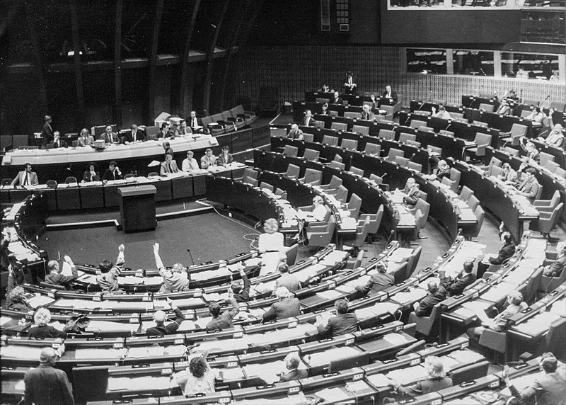 Parlament Europejski w 1985 roku.