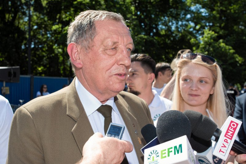 Jan Szyszko przyszedł na sam koniec I Marszu św. Huberta.