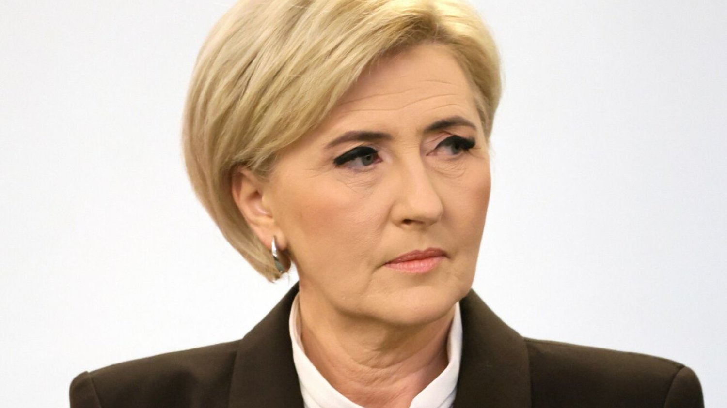 Już niedługo będziemy mieć nową Pierwszą Danę. Polacy wskazali, kto może zastąpić Agatę Dudę. Kto będzie najlepszą Pierwszą Damą? Polacy odpowiedzi w nowym sondażu.