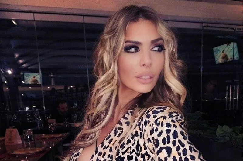 31-latka występowała w magazynie "Playboy".