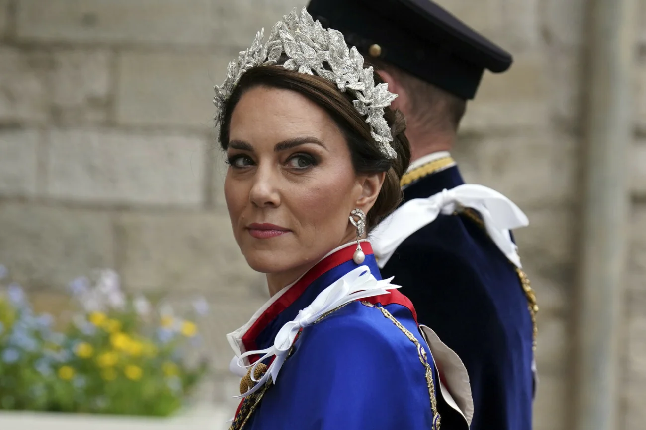 Królowa Kamila ma konflikt z księżną Kate? Chodzi o tytuły dla jej rodziców