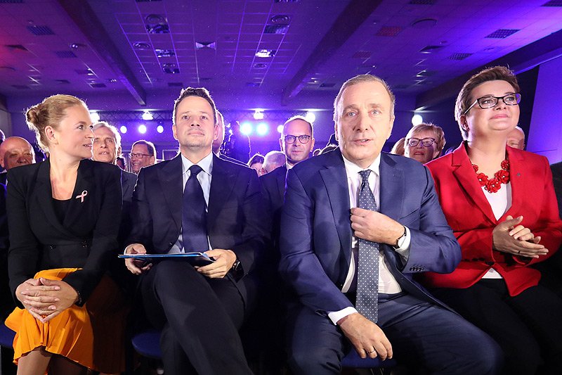 Kościół w Stróżewie. Proboszcz parafii mówił wiernym, którzy głosowali na Koalicję Obywatelską, że wyłączyli się z wiary katolickiej.