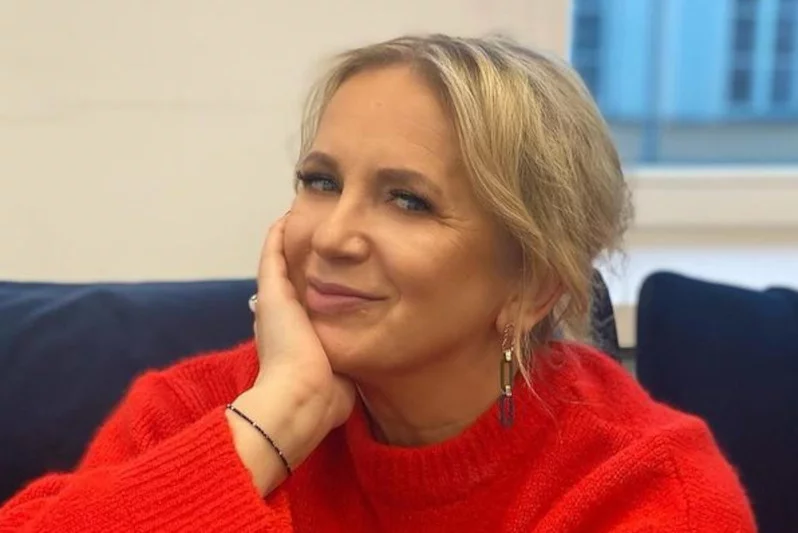 Kto popiera protest mediów? Reakcja Rogalskiej i innych dziennikarzy telewizyjnych.