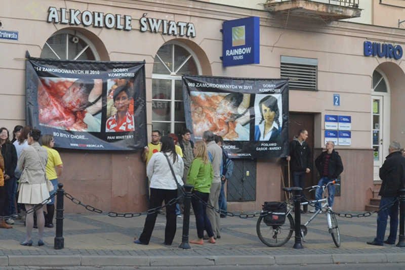 Przeciwnicy aborcji ostro skrytykowali posłanki PO podczas pikiety w Lublinie.
