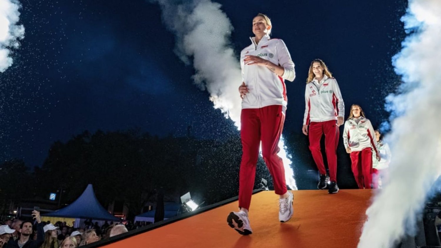Disco polo i wielka feta. Takiego powitania w Holandii nasza kadra się nie spodziewała