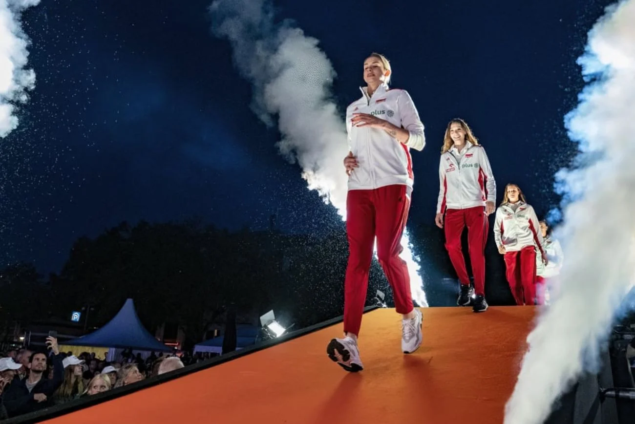 Disco polo i wielka feta. Takiego powitania w Holandii nasza kadra się nie spodziewała