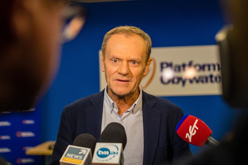 Były premier i były szef Rady Europejskiej, a dziś lider EPP Donald Tusk stanowczo o podejściu do Konstytucji w Polsce.