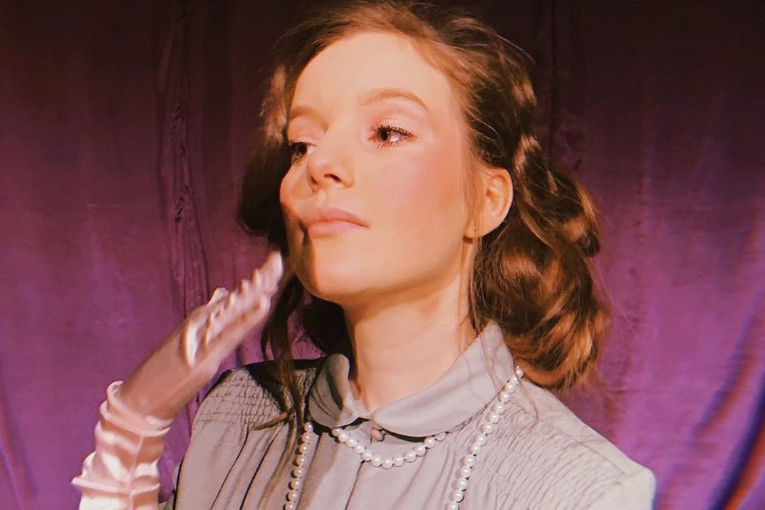 Sanah to obecnie jedna z najpopularniejszych wokalistek w Polsce. Na czym polega jej fenomen?