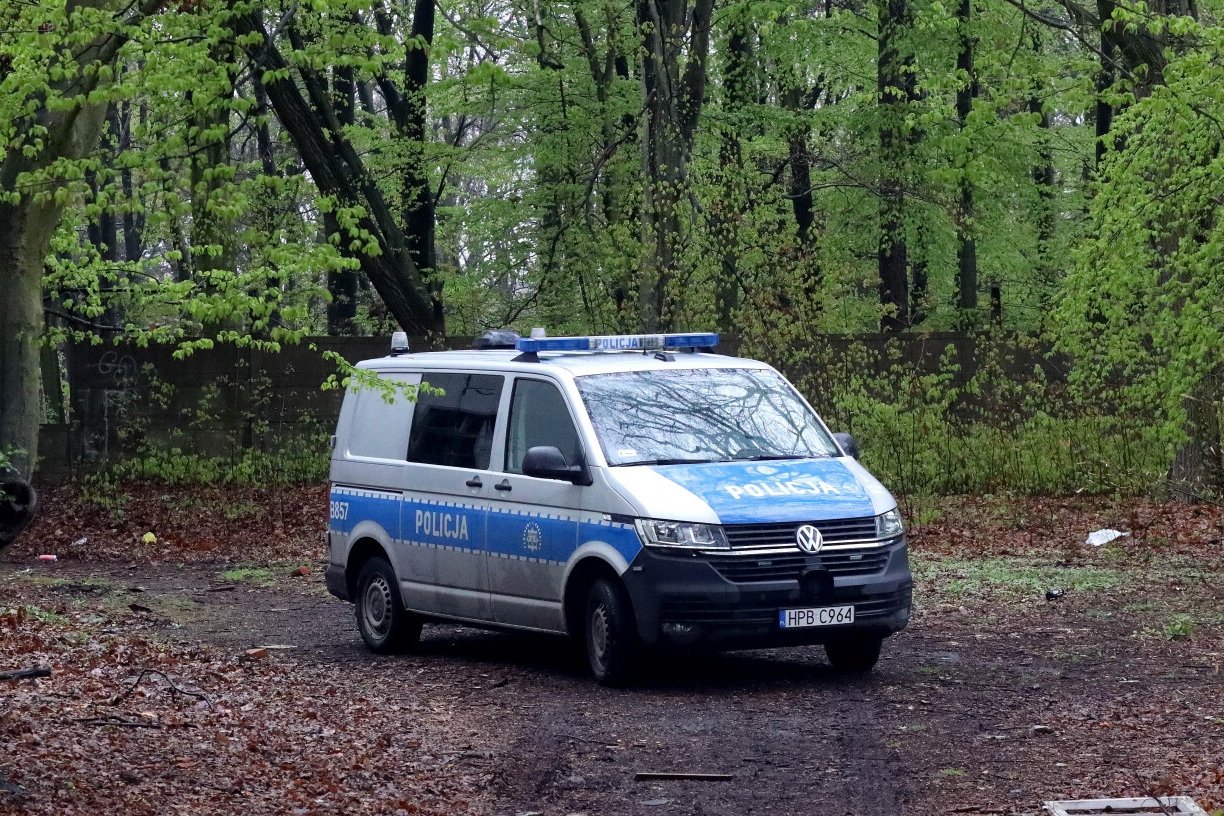 Jarzeń. Policja znalazła zwłoki, dementuje też szokującą plotkę o ciele (zdjęcie ilustracyjne).
