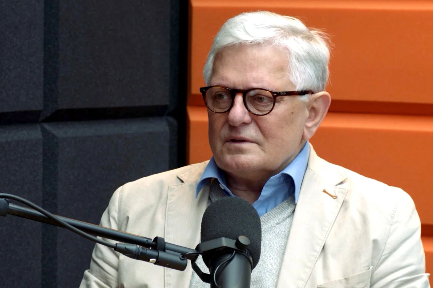 W najnowszym odcinku "ALLEGRO MA NON TROPPO", czyli godziny z Jackiem, gościem był dziennikarz Grzegorz Gauden. W najnowszym odcinku "ALLEGRO MA NON TROPPO", czyli godziny z Jackiem, gościem był dziennikarz Grzegorz Gauden.