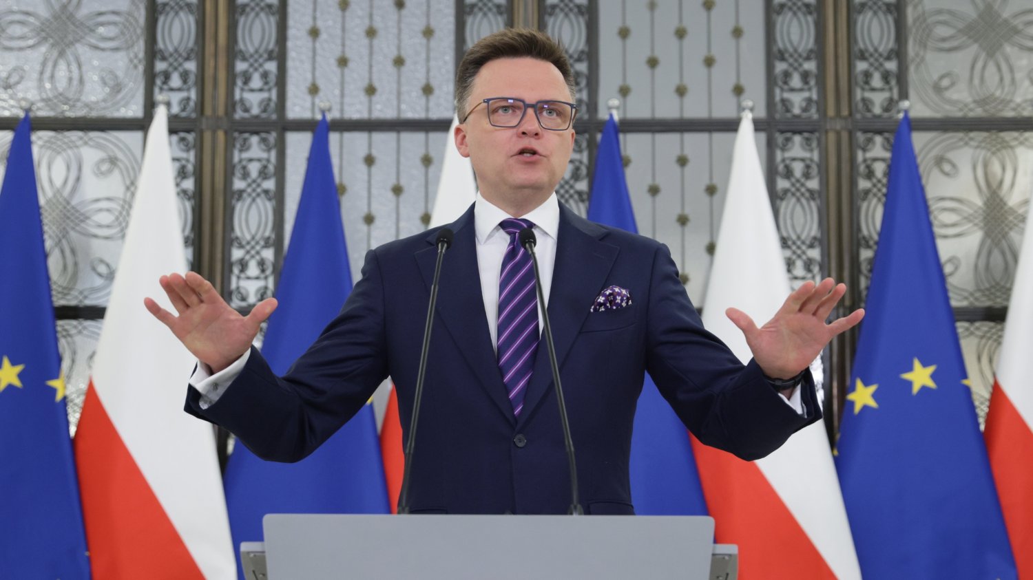 Hołownia przed głosowaniem nad votum dla Tuska. Powiedział, co zrobi