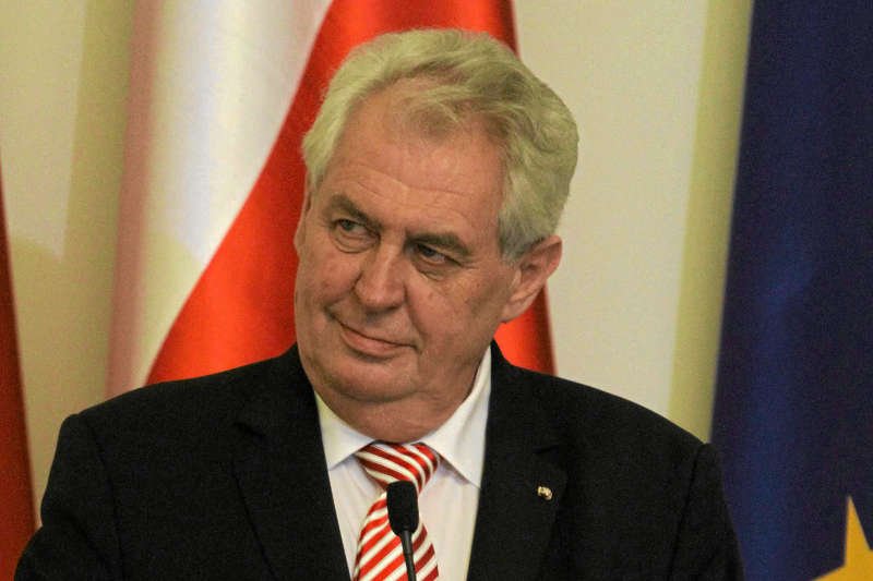 Prezydent Czech zaprosił do swojego kraju Władimira Putina. Na... obchody rocznicy wyzwolenia Auschwitz