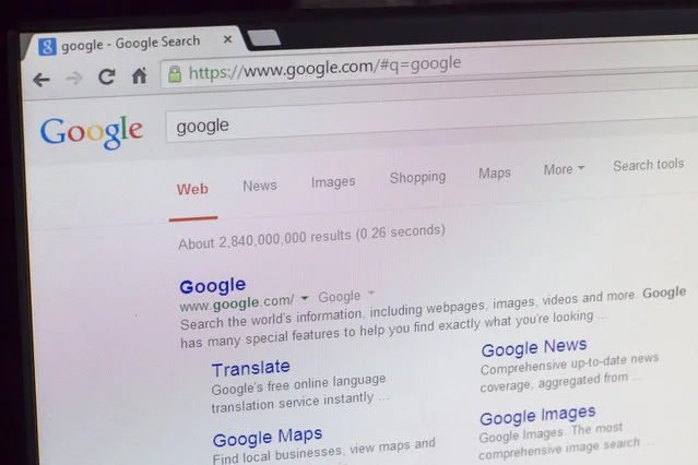 Onet oskarża WP o manipulowanie wynikami wyszukiwania i nadużycia.