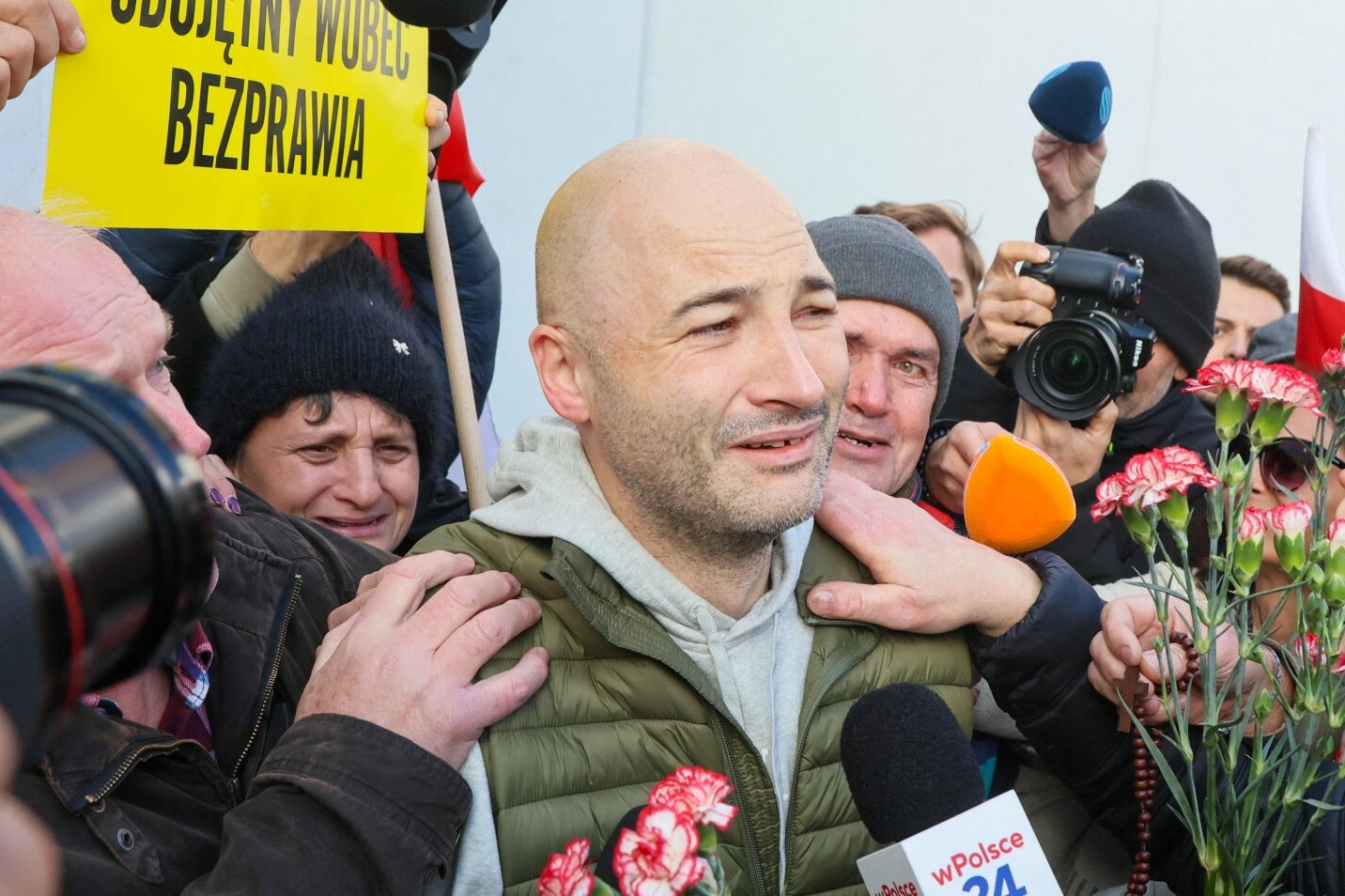 Olszewski wyszedł za kaucją z aresztu. Funduszom przyglądają się śledczy.